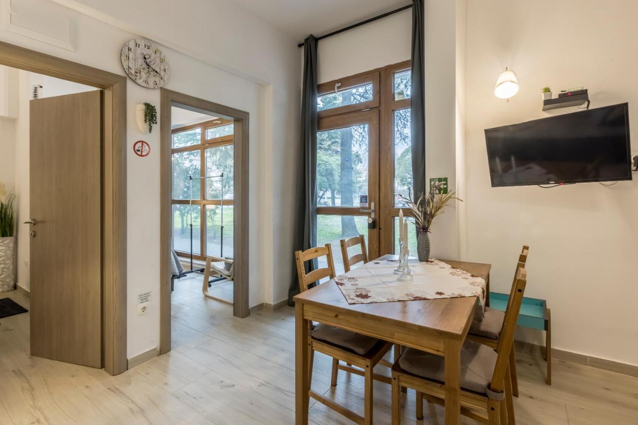 Ferienwohnung Palomia A Split Exterior foto